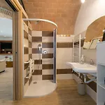 Adelmo Villa Pomarance