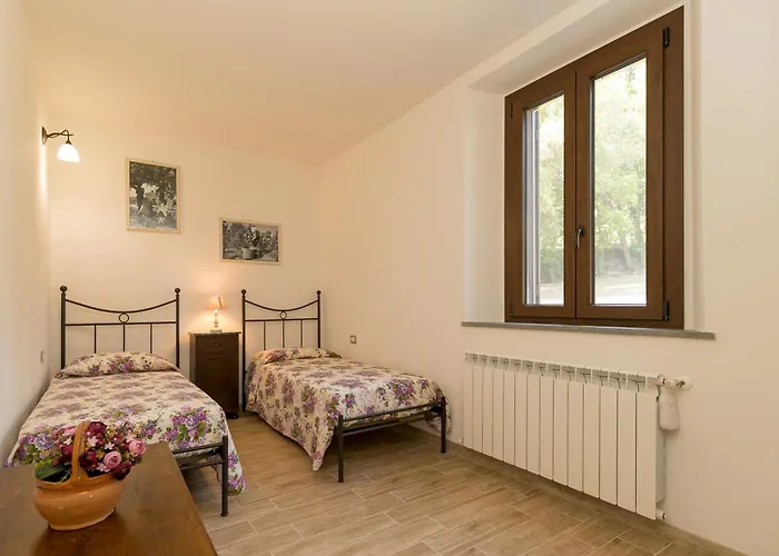Adelmo Privato Villa *