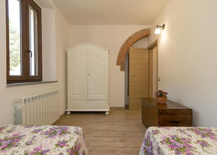Adelmo Privato Villa *