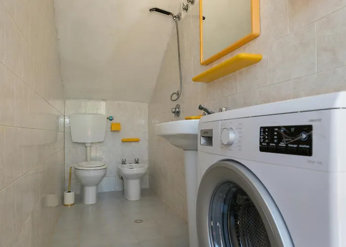 Adelmo Privato Villa